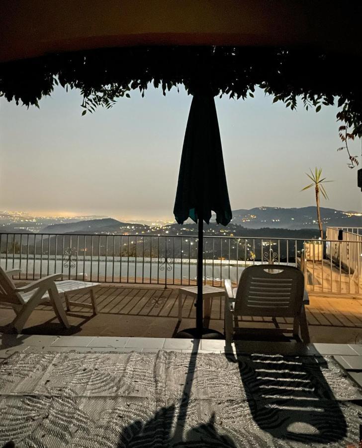 Hotel Les Volets Bleus Spéracèdes Exteriér fotografie
